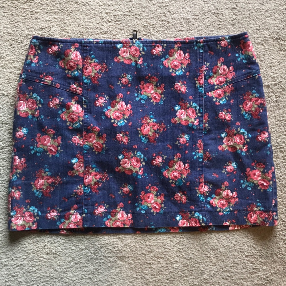 Denim floral mini skirt
